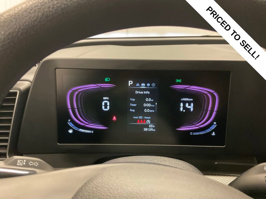 Used 2024 Kia Sportage LX image 2