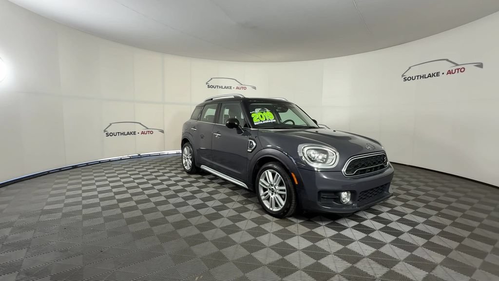 Used 2019 MINI Cooper Countryman S w/ Premium Package FWD image 3