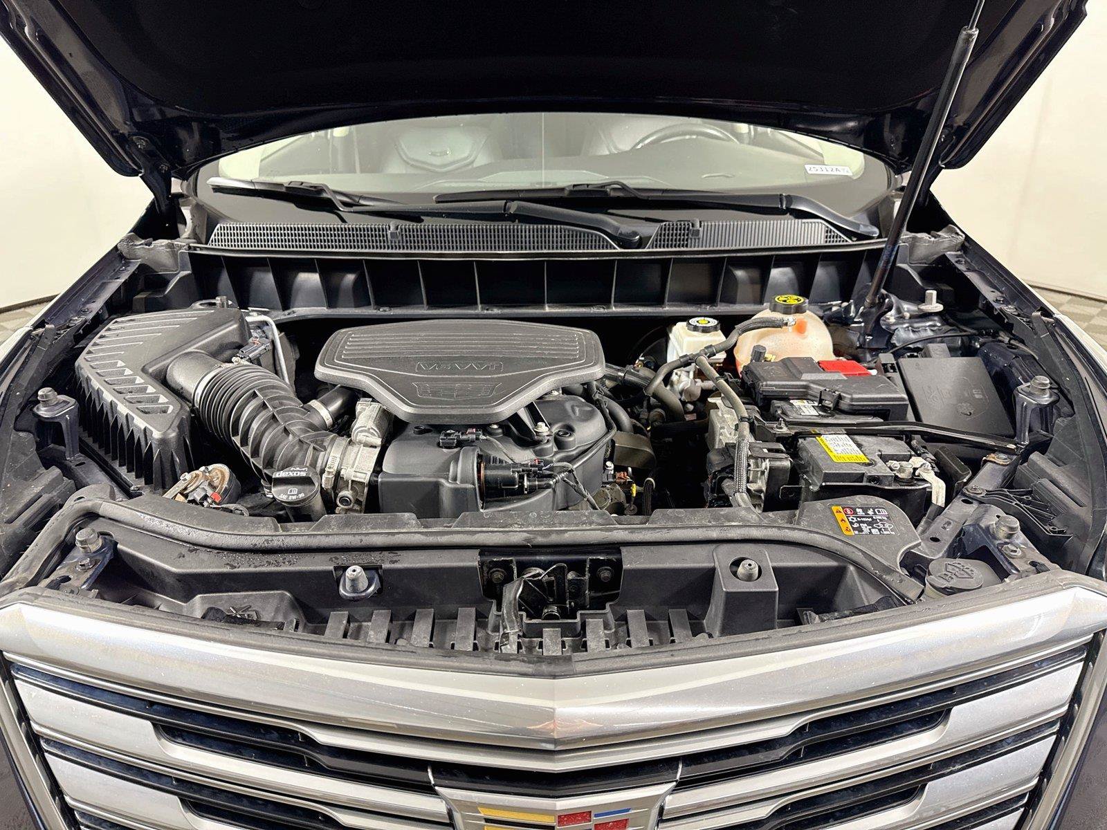 Used 2019 Cadillac XT5 Luxury w/ Advanced Security Package AWD/4WD image 24
