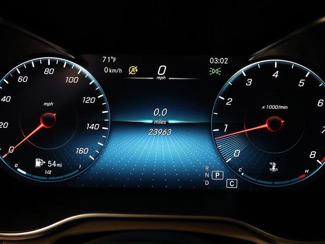 Used 2022 Mercedes-Benz GLC 300 4MATIC image 16