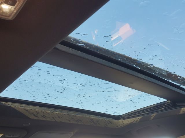 Used 2022 Ford Explorer King Ranch w/ Technology Package image 26