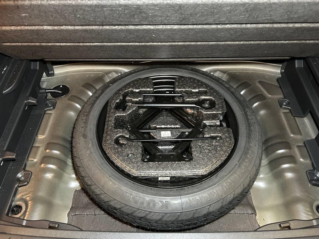 Used 2023 Hyundai Kona SEL AWD/4WD image 20