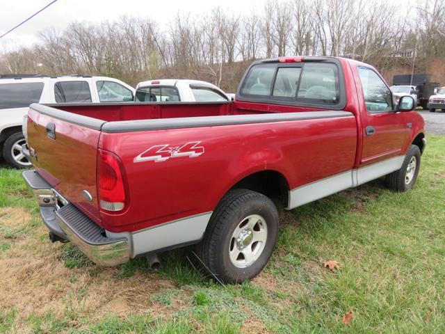 Used 2004 Ford F150 XLT AWD/4WD image 2