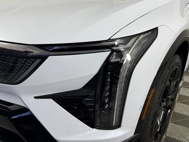 New 2026 Cadillac Optiq Sport 1 w/ LPO, ONYX Package AWD/4WD image 12