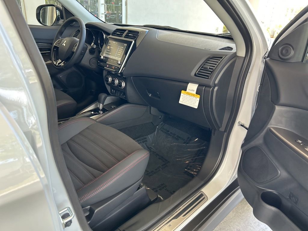New 2026 Mitsubishi Outlander Sport SE AWD/4WD image 22