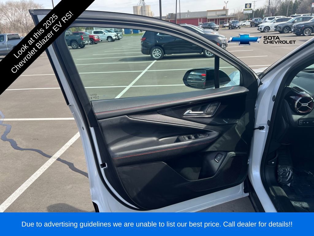 New 2025 Chevrolet Blazer EV RS w/ Super Cruise Package image 10