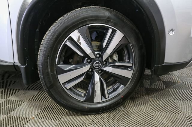 Used 2023 Nissan Rogue Platinum w/ Platinum Premium Package AWD/4WD image 13