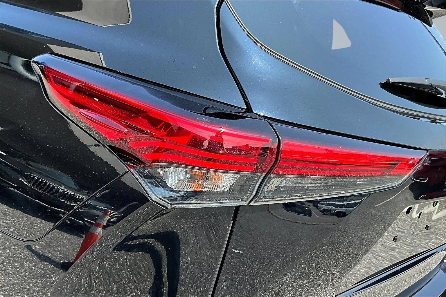 Used 2023 Toyota Highlander XLE FWD image 21