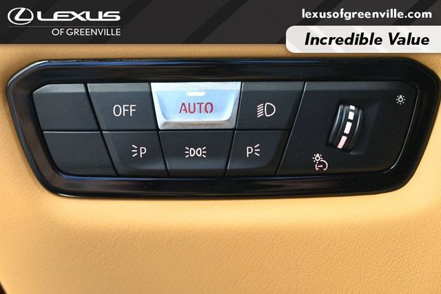 Used 2020 BMW M8 Convertible w/ M Carbon Exterior Package AWD/4WD image 12
