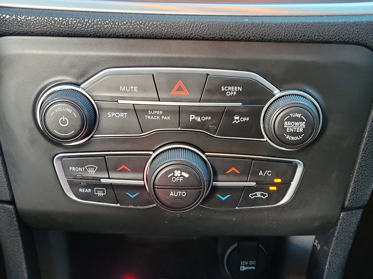 Used 2022 Dodge Charger GT w/ Blacktop Package image 19