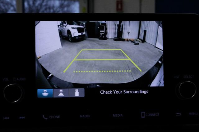 Certified 2023 Honda Civic EX image 32