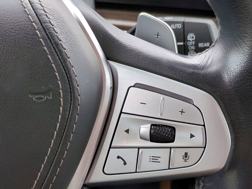 Used 2023 BMW X7 xDrive40i w/ Premium Package image 27