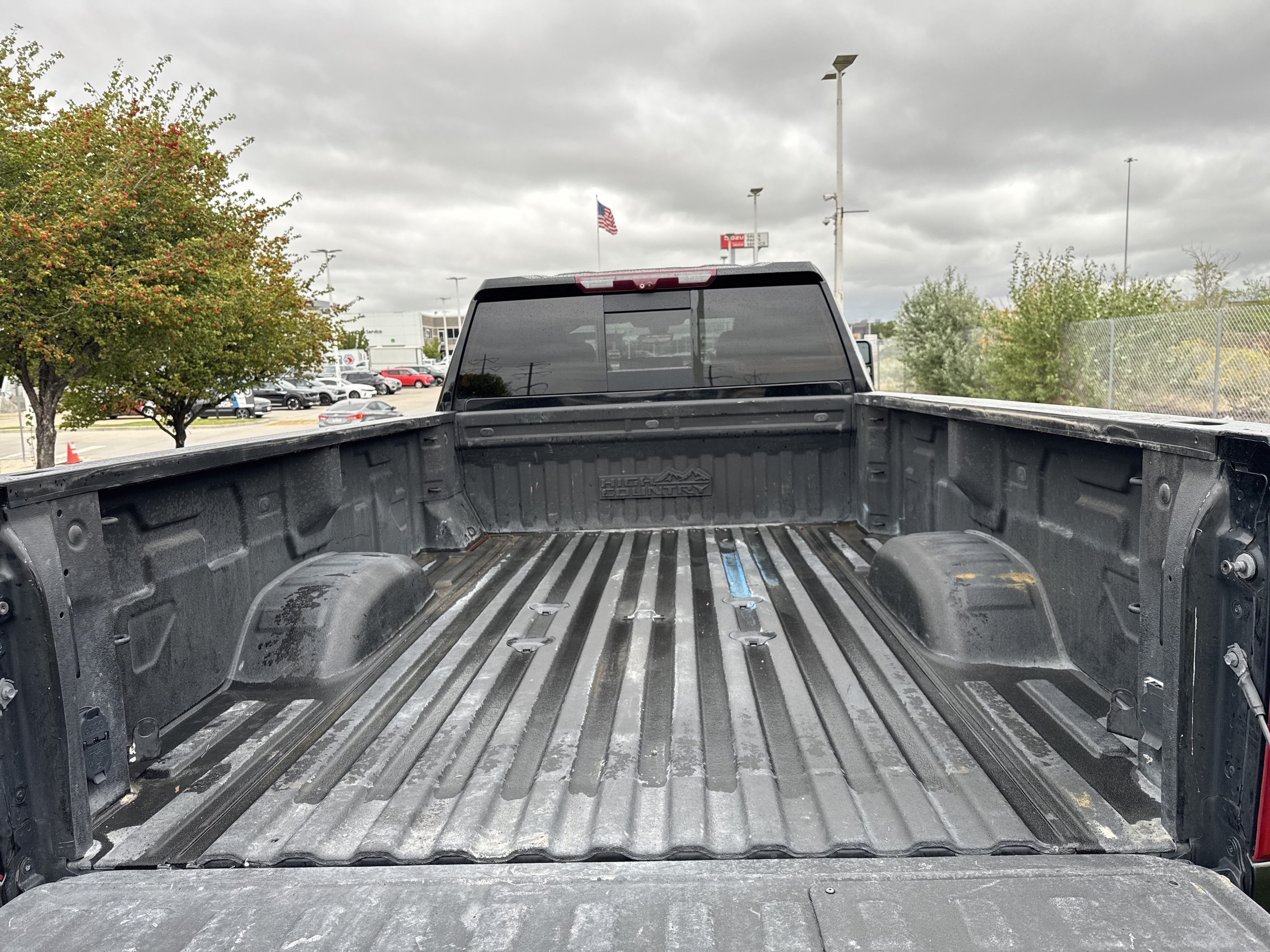Used 2022 Chevrolet Silverado 3500 High Country w/ Technology Package AWD/4WD image 25