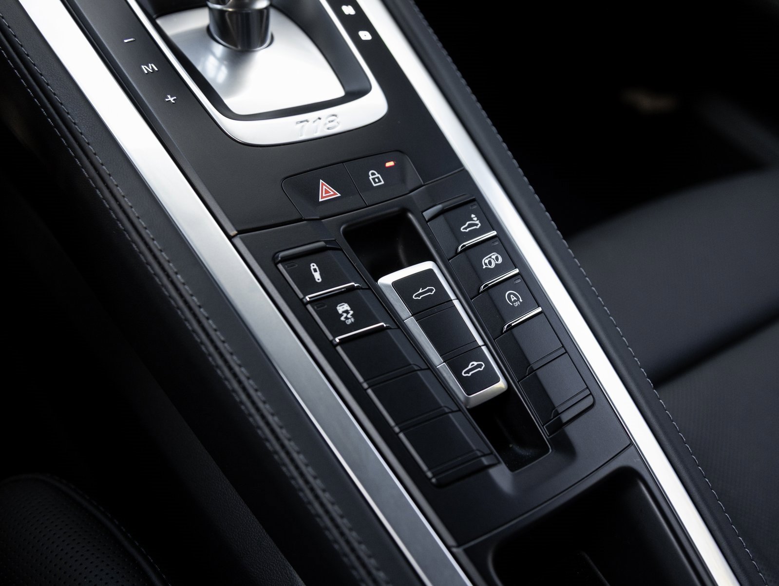 Used 2024 Porsche 718 Boxster GTS image 30