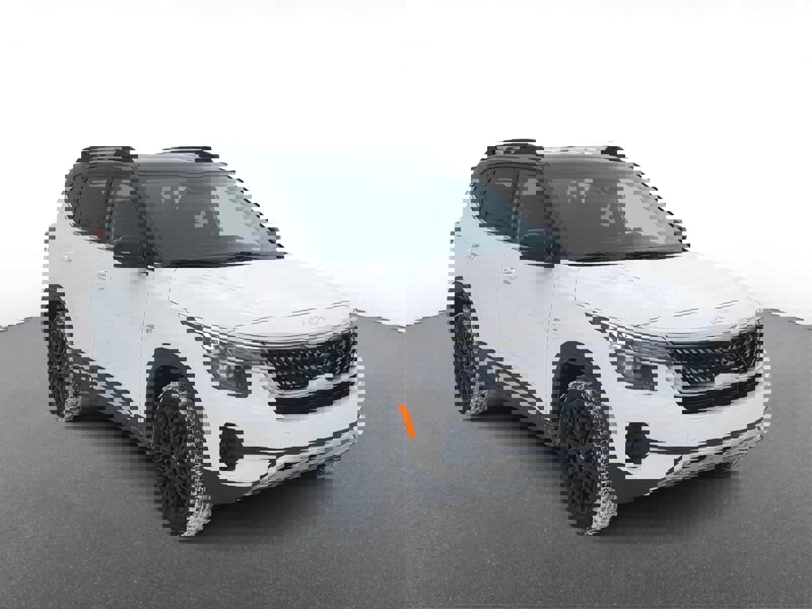 Used 2023 Kia Seltos Nightfall Edition image 2