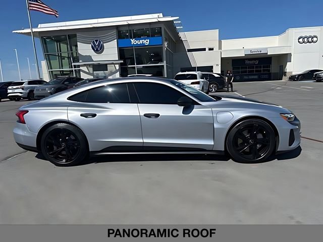 Used 2022 Audi e-tron GT Premium Plus AWD/4WD image 2