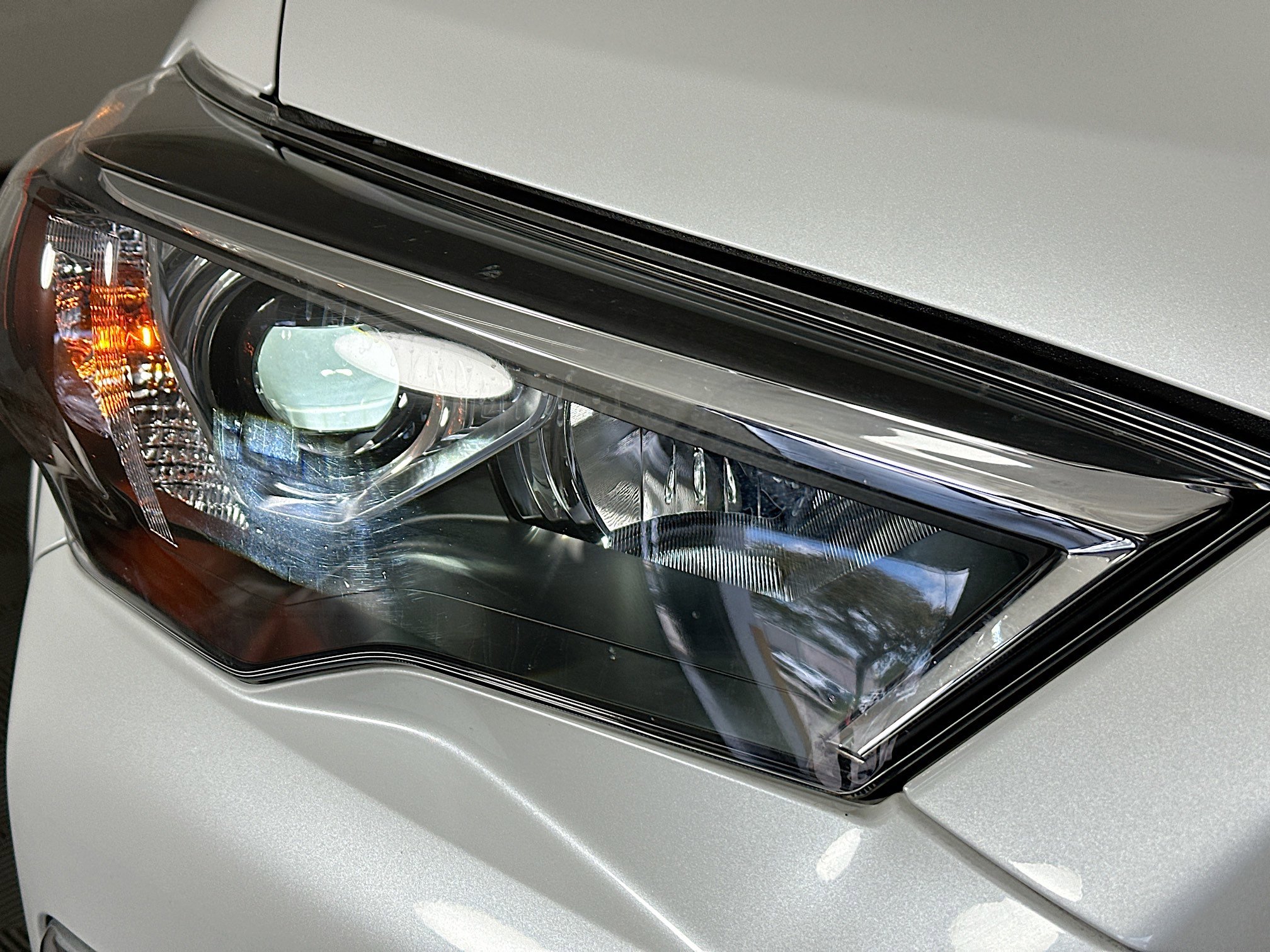 Used 2024 Toyota 4Runner Limited image 9