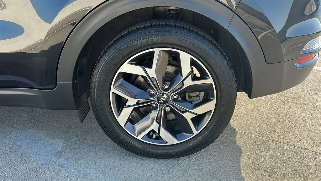 Used 2020 Kia Sportage EX w/ EX Technology Package FWD image 18