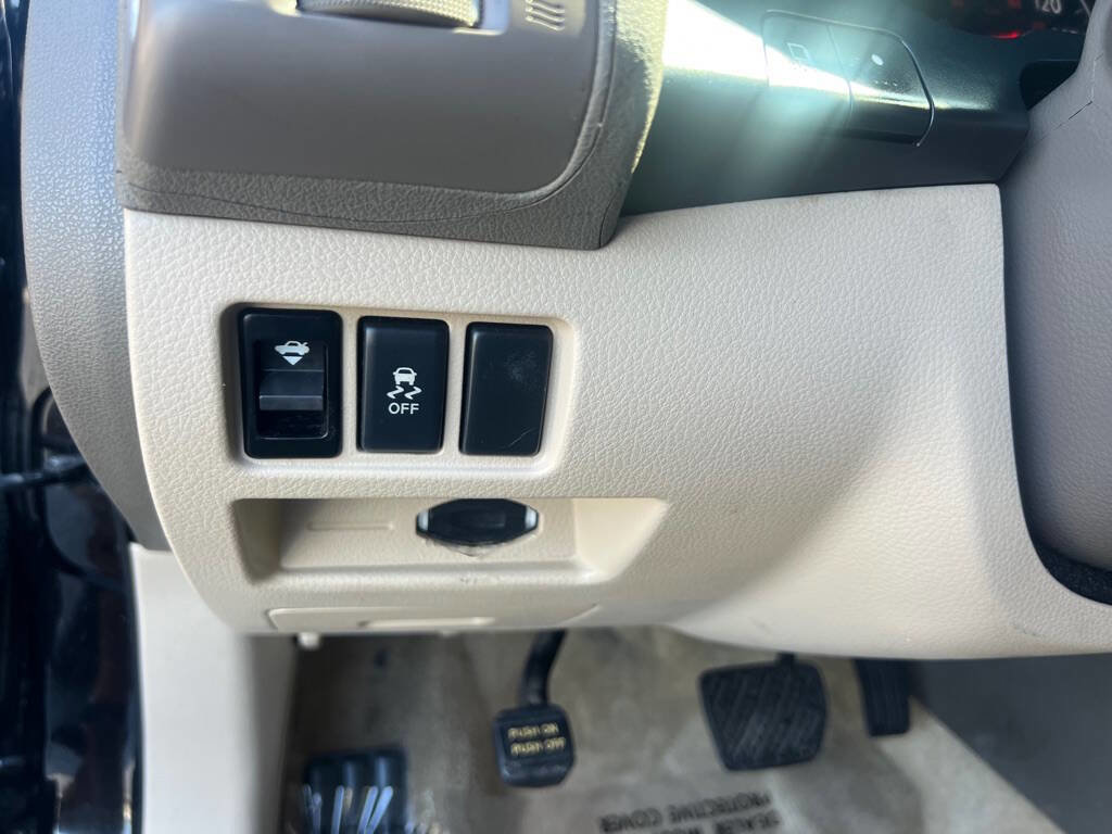 Used 2012 Nissan Altima 2.5 SL w/ 2.5SL Pkg FWD image 12