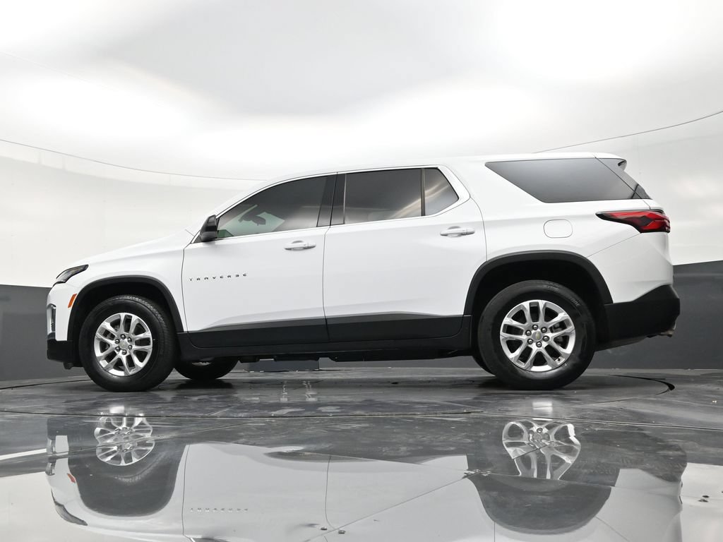 Used 2023 Chevrolet Traverse LS FWD image 20