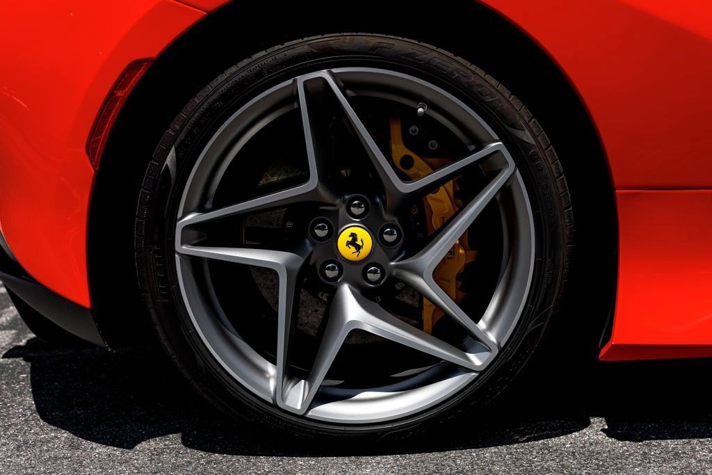 Used 2022 Ferrari F8 Tributo RWD image 35