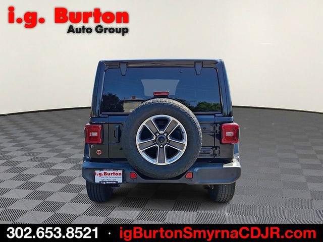 Used 2021 Jeep Wrangler Unlimited Sahara AWD/4WD image 5