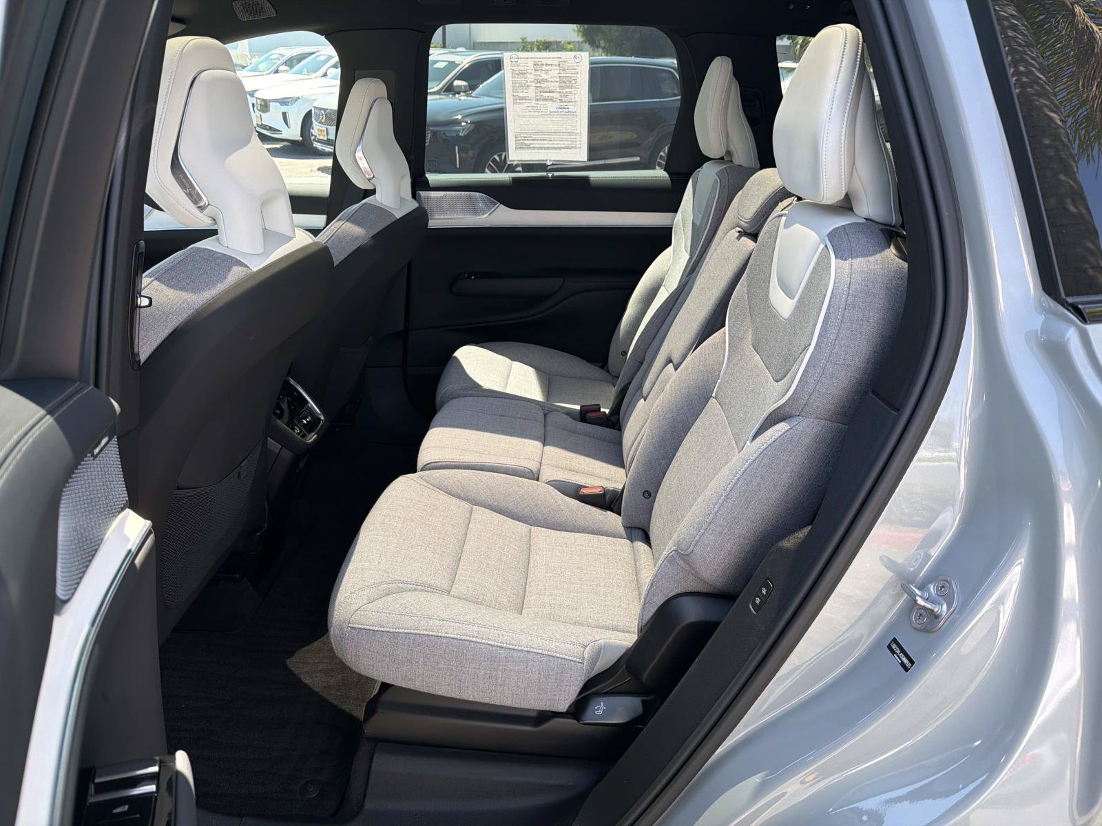 Certified 2025 Volvo EX90 Ultra AWD/4WD image 22