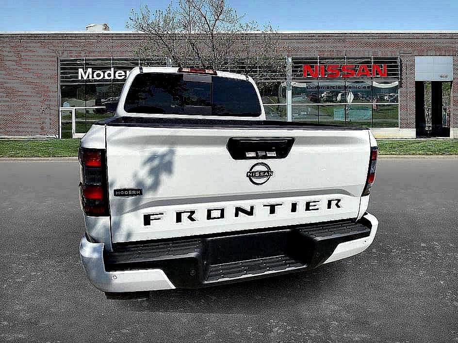 New 2026 Nissan Frontier SV image 3