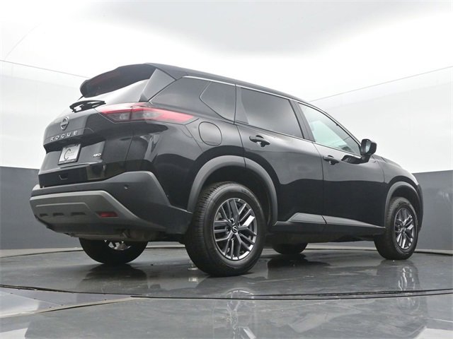 Used 2023 Nissan Rogue S image 51