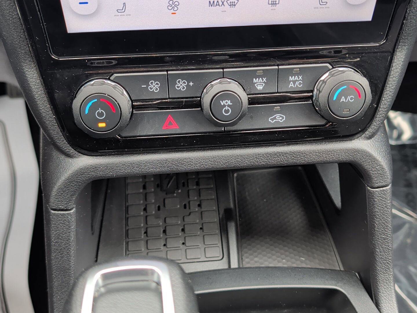 Used 2025 Ford Ranger XLT w/ Equipment Group 301A High image 21