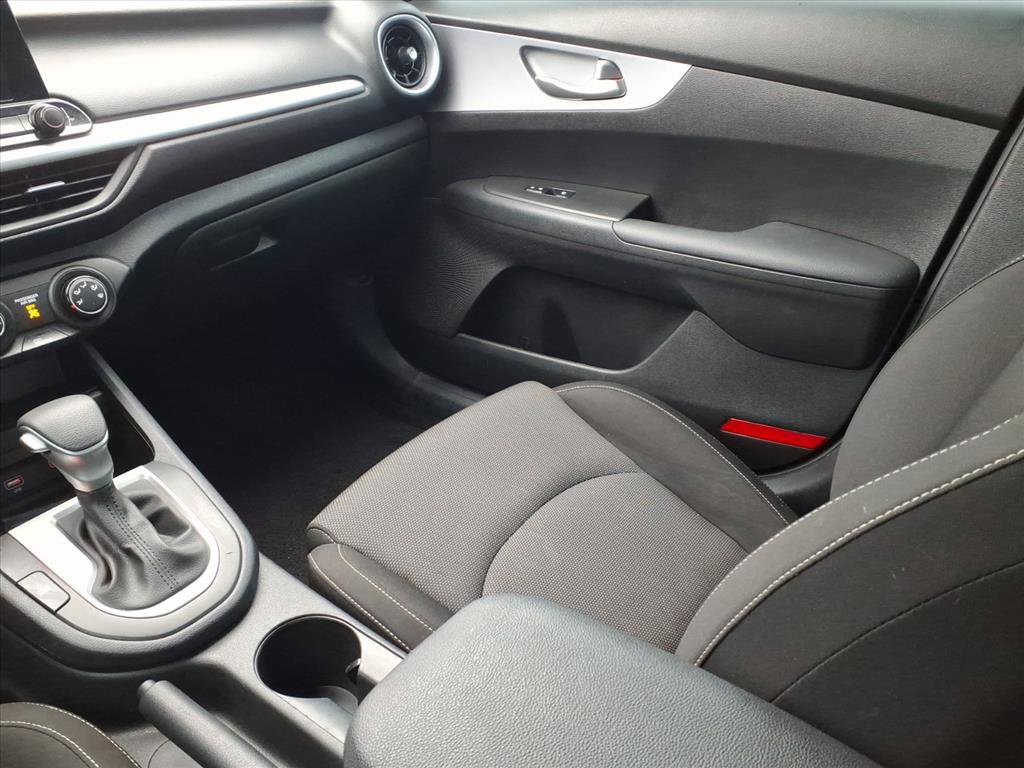 Used 2024 Kia Forte LXS w/ LXS Technology Package image 19