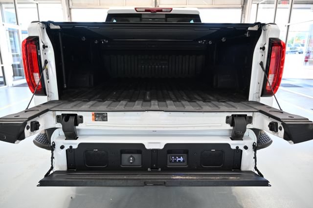 Used 2025 GMC Sierra 1500 AT4X AWD/4WD image 8
