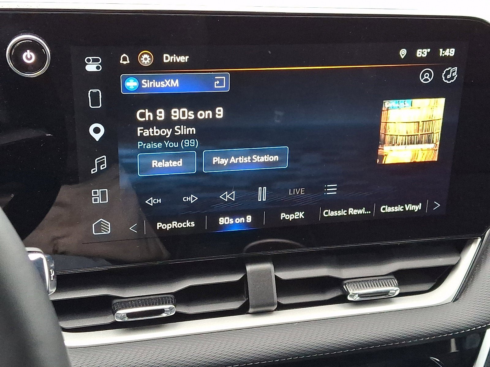 Used 2025 Chevrolet Equinox LT AWD/4WD image 17