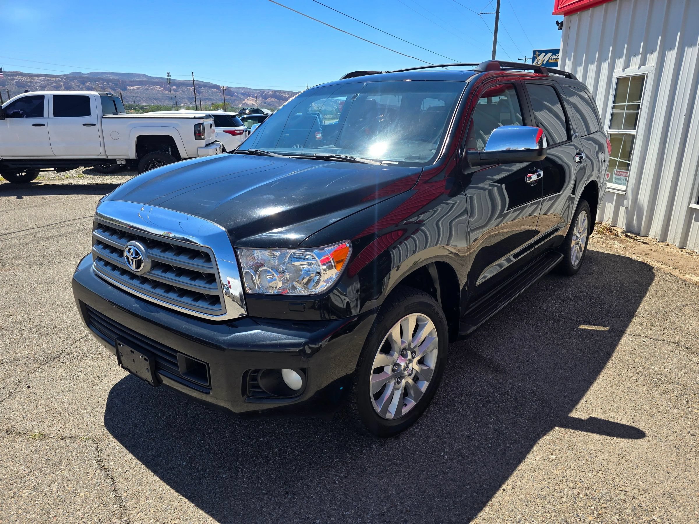 Used 2014 Toyota Sequoia Platinum AWD/4WD image 4