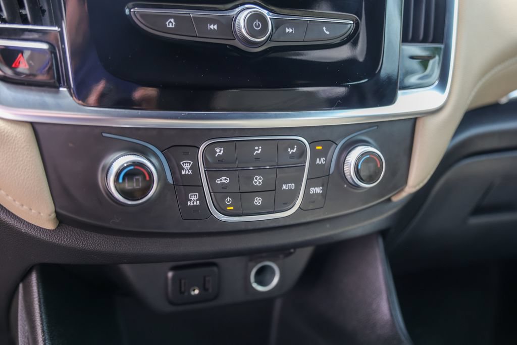 Used 2023 Chevrolet Traverse LS w/ Safety Package FWD image 21