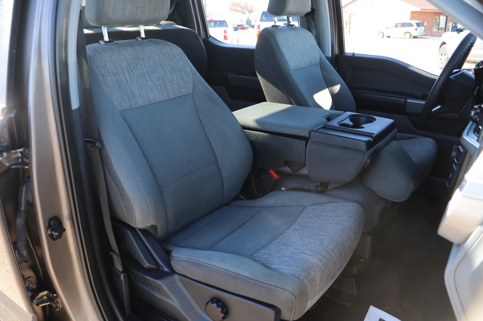 Used 2023 Ford F150 XLT image 30