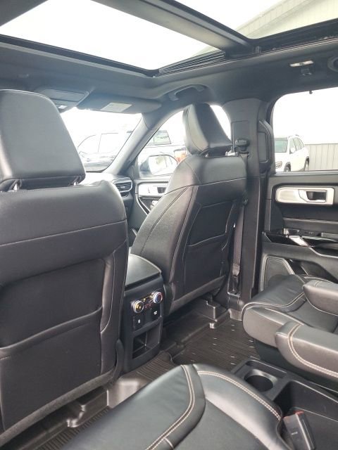 Used 2021 Ford Explorer ST w/ ST Street Pack image 15
