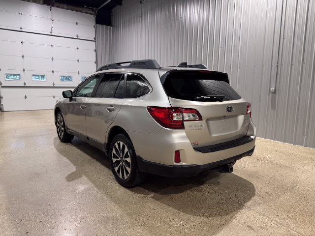 Used 2017 Subaru Outback 2.5i Limited AWD/4WD image 6