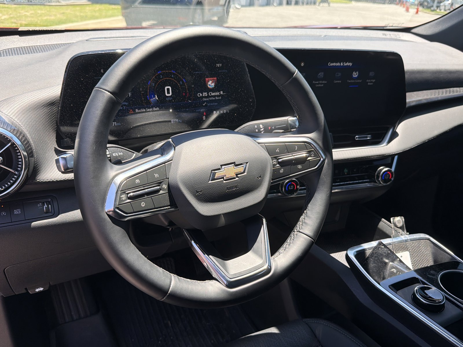 Used 2026 Chevrolet Equinox LT w/ Convenience Package II FWD image 16