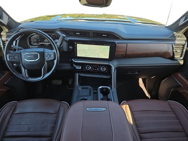 Used 2024 GMC Sierra 2500 Denali Ultimate w/ Max Trailering Package image 9