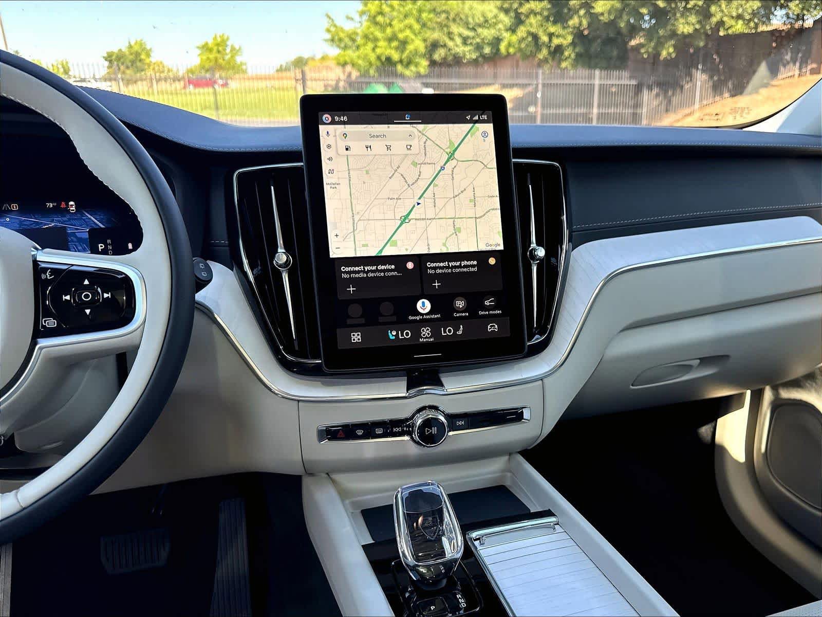 New 2026 Volvo XC60 B5 Ultra w/ Climate Package AWD/4WD image 9
