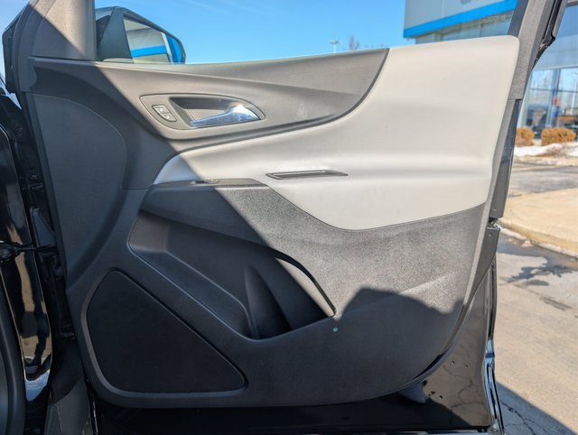 Used 2024 Chevrolet Equinox LS w/ LS Convenience Package image 13