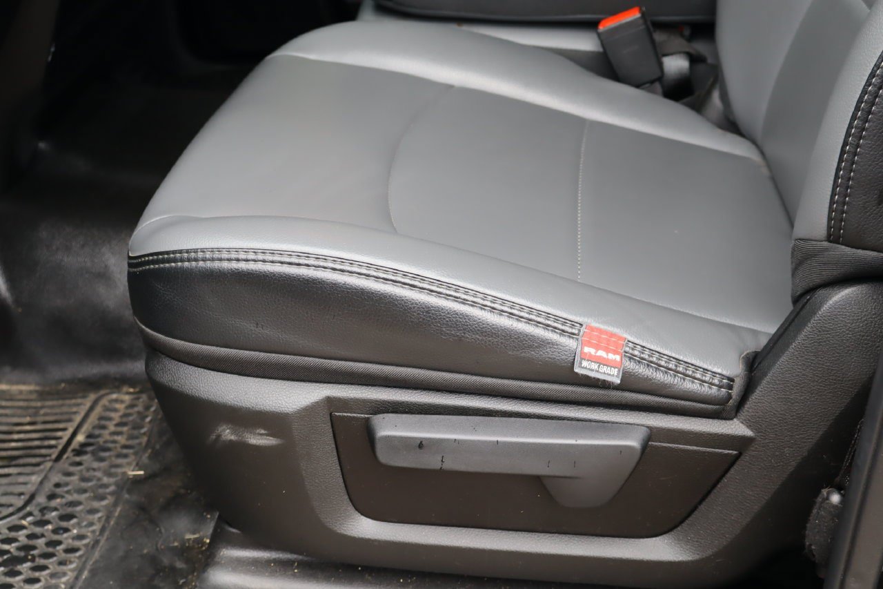 Used 2025 RAM 2500 Tradesman AWD/4WD image 13