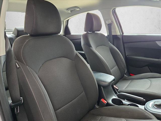 Used 2019 Kia Forte LXS FWD image 16