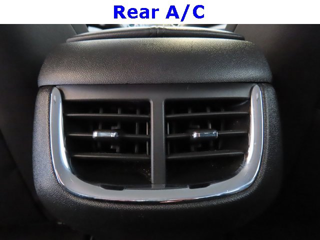 Used 2023 Chevrolet Malibu LT image 29