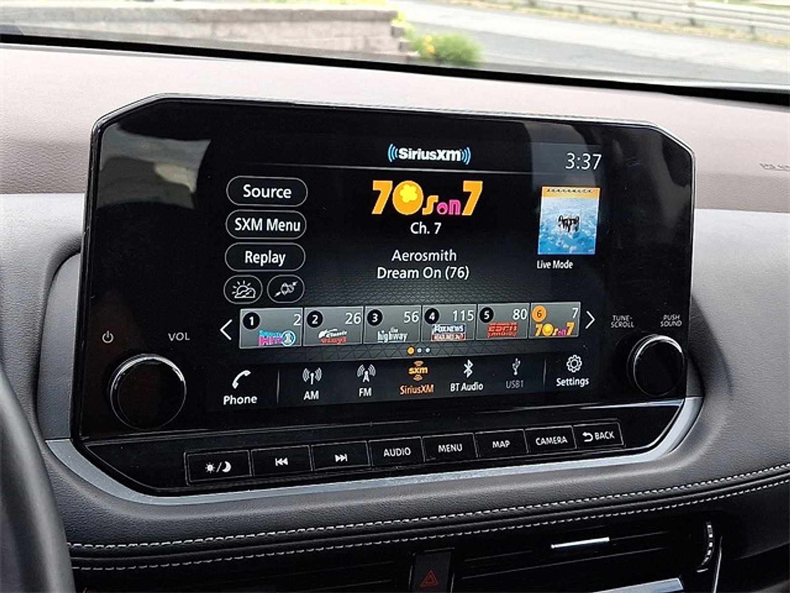 Certified 2022 Nissan Rogue SL w/ SL Premium Package image 19