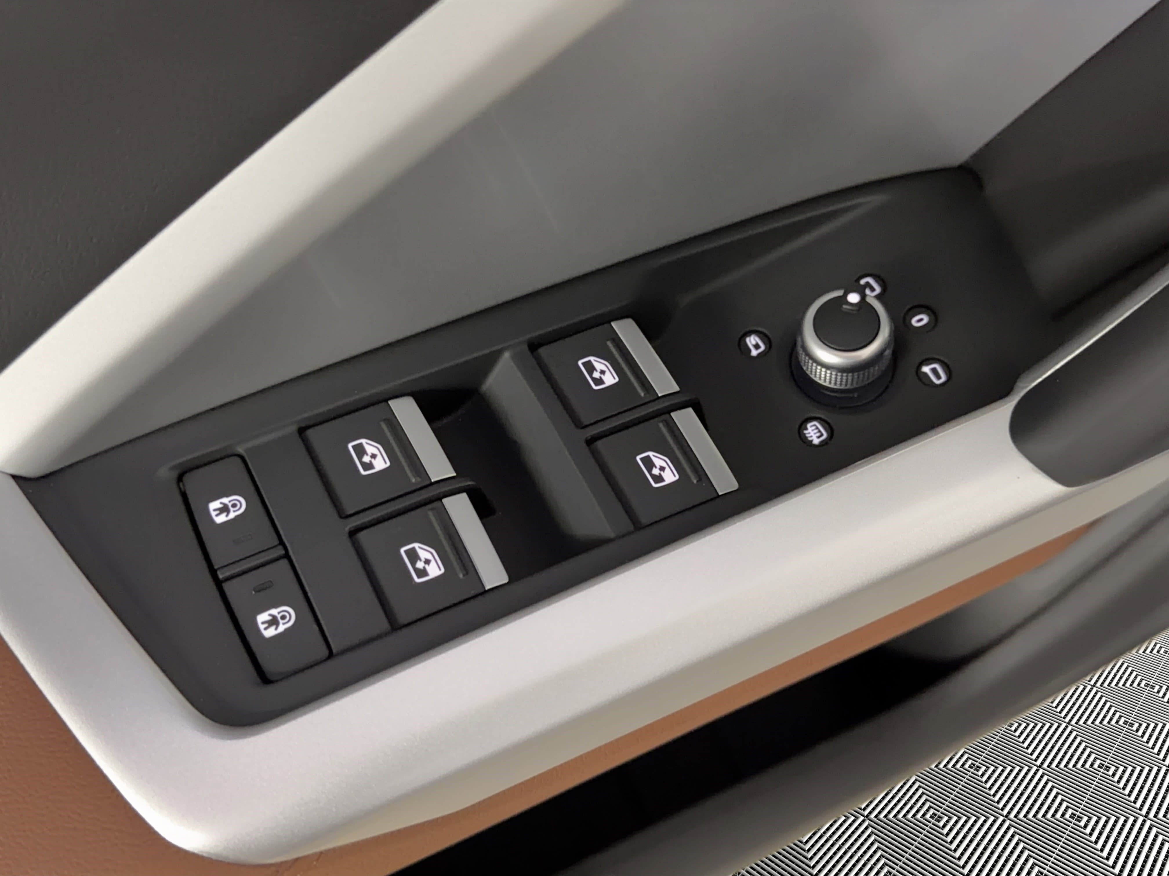 Used 2025 Audi Q3 2.0T Premium w/ Convenience Package image 15