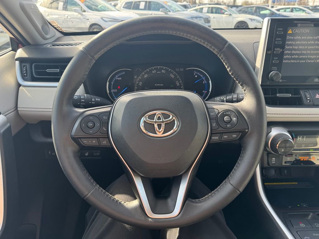 Used 2020 Toyota RAV4 Limited image 15