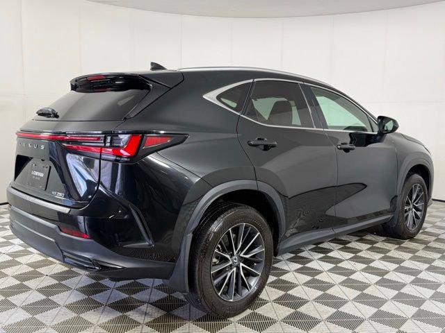 Used 2024 Lexus NX 250 FWD w/ Towing Package (2000 Lbs) image 7