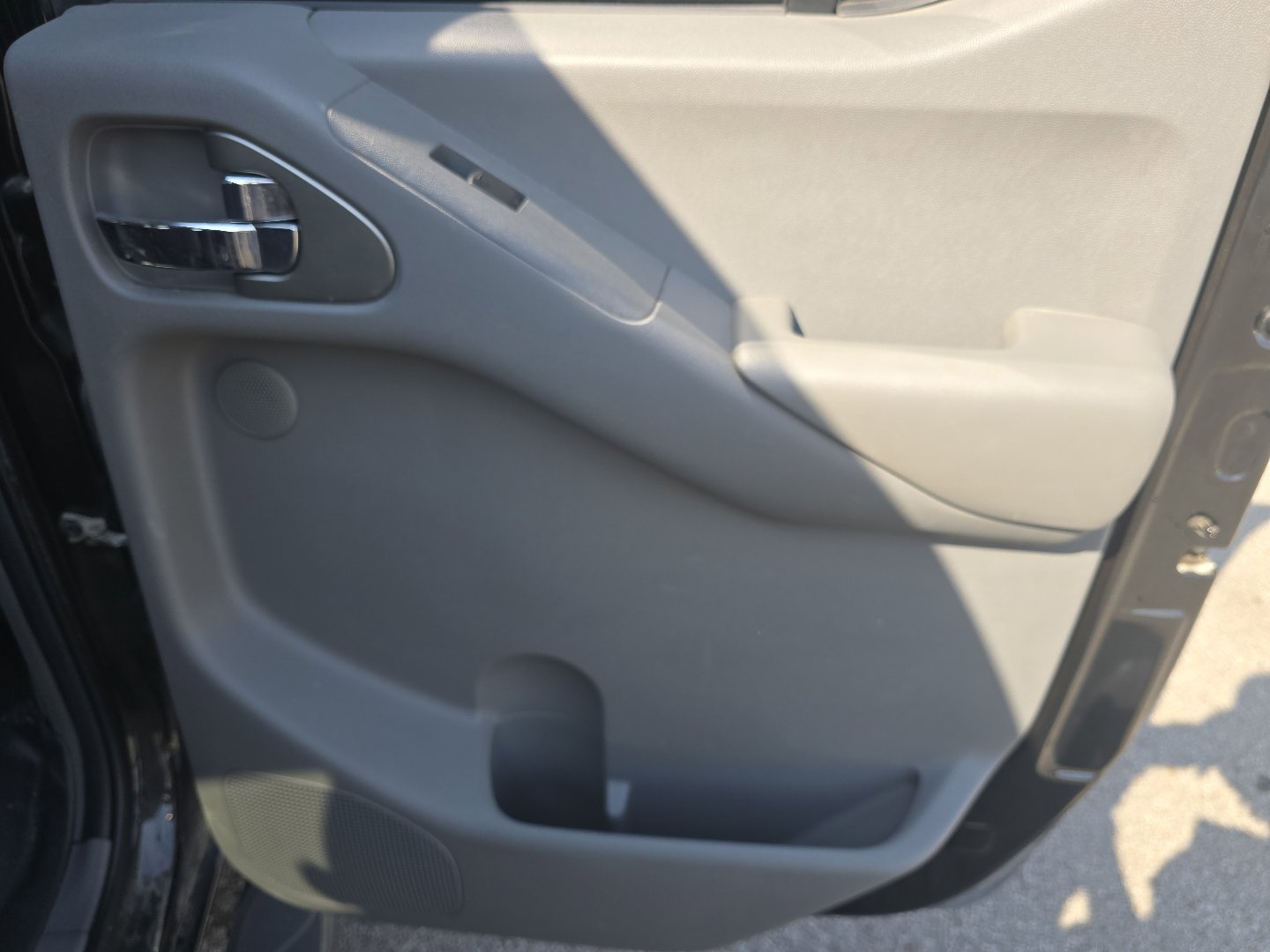 Used 2019 Nissan Frontier SL RWD image 18